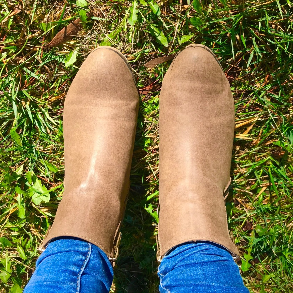 Quilted Booties - Picture 2 of 2
